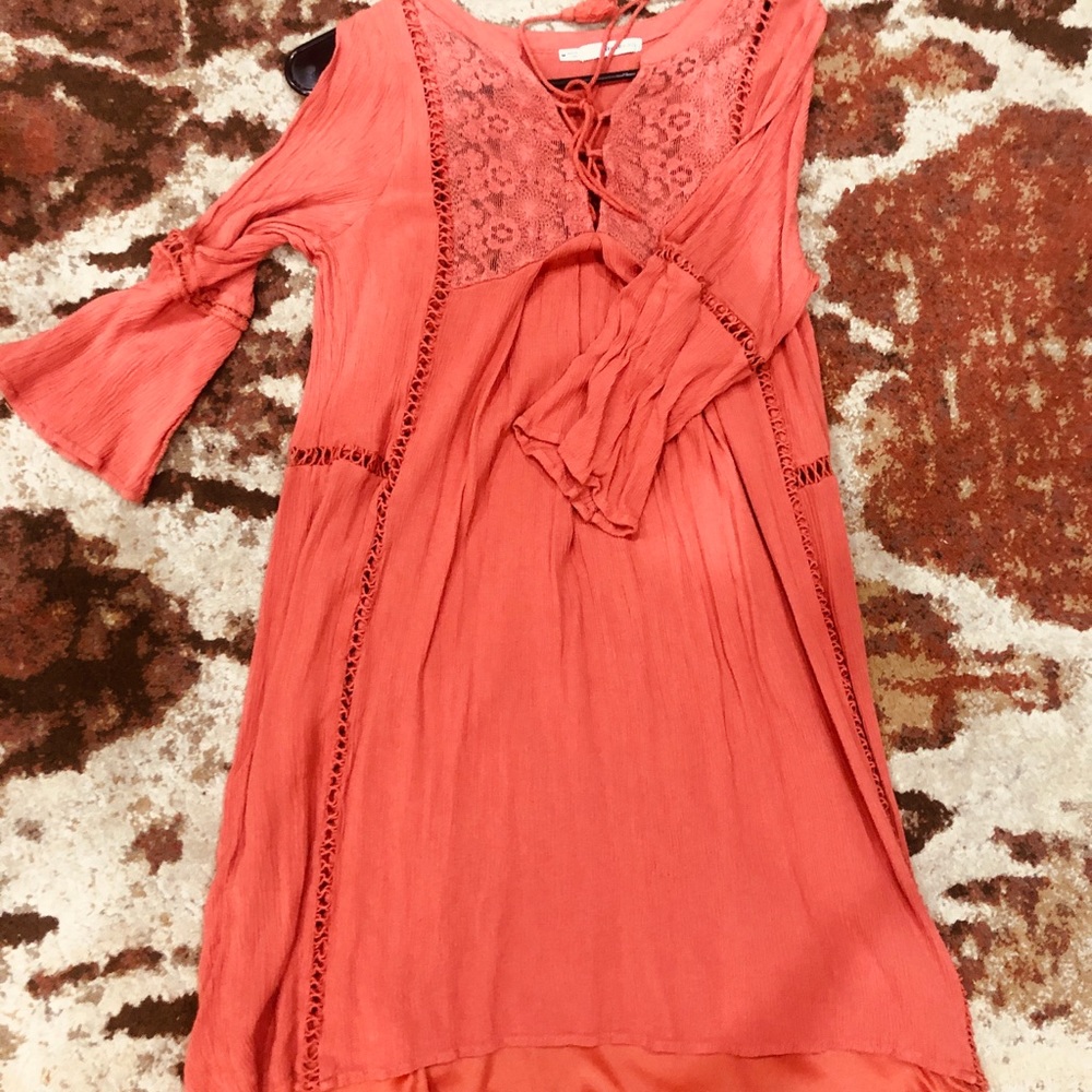 Dress - Picture 2 of 2